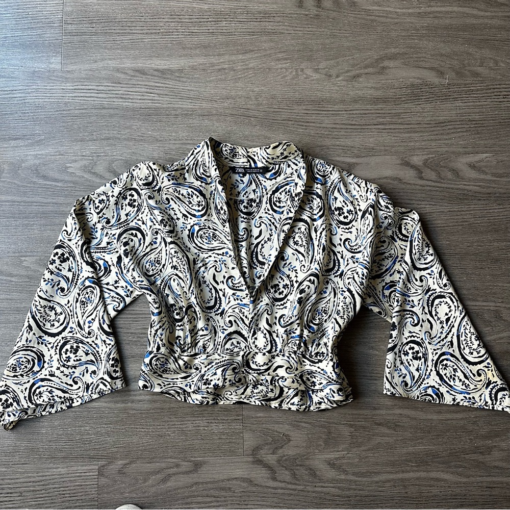 Zara cropped long sleeve
